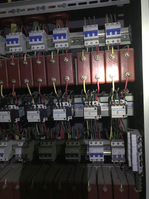 补偿柜合闸操作安全分析 涉及设备未运行及无线电导航的特殊场景